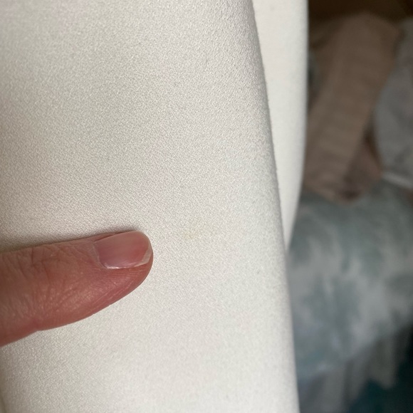 BCBG MaxAzria Cream Blazer - Picture 11 of 12